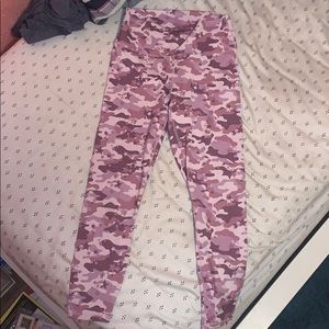 FABLETIC leggings capri super cute! worn once!